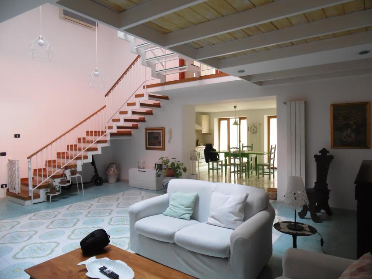 Апартаменты A Casa Di Monica Поццуоли Экстерьер фото